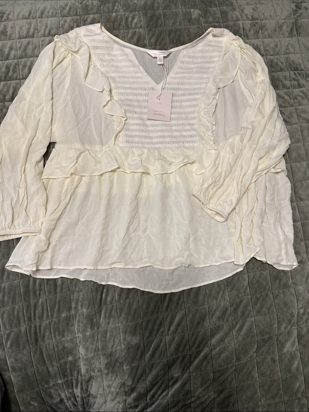 Lauren Conrad Blouse